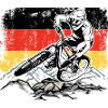 Abfahrtsfahrer mit deutscher Flagge