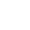 Karatekämpfer in Kampfpose