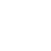 Eleganter riesiger Mantarochen im Flug