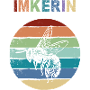 Imkerin mit Biene im Anflug