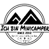 Minicamper Naturmotiv mit Bergelementen