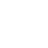 Gothic-Mädchen mit Raben