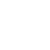 Aigle puissant aux griffes écartées