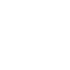Mann mit Schweinemaske
