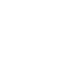 DJ Monkey spielt am Keyboard