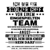 Stolzer Chef von einem eingespielten Team