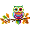 Bunte Eule auf Ast mit Herbstblättern