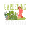 Giardiniere divertente nella stagione sempre del giardinaggio