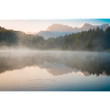 Morgennebel am stillen See