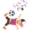 kleiner Junge mit Fußball