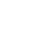 Süßer Teddybär mit Knopfaugen