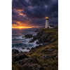 Dusk Lighthouse an der Rocky Coast