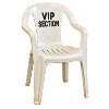 VIP Section – Plastikstuhl mit Größenwahn
