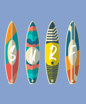 T-shirt planche de surf et soleil, parfait pour les jeunes et les amoureux de l'été. Un cadeau idéal pour les passionnés de glisse!