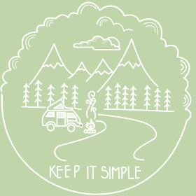 Célébrez la beauté de la simplicité avec ce motif "Camping Minimaliste Nuage". Idéal pour les adeptes du camping, de la randonnée et des esc...