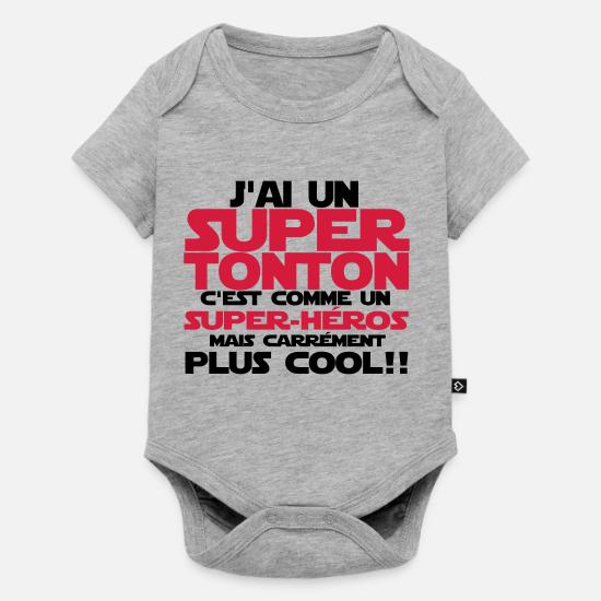 J Ai Un Super Tonton Comme Un Super Heros Body Bebe Bio Manches Courtes Spreadshirt