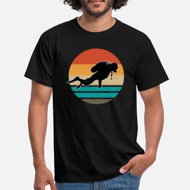 Scuba Diving Vintage Tauchen Hai Taucher Scuba Tauchsport - Männer T-Shirt