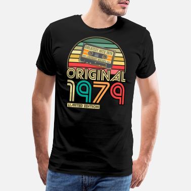 1979 Cassette Tape Retro Vintage 1979 geboren Jahr 1979 - Männer Premium T-Shirt