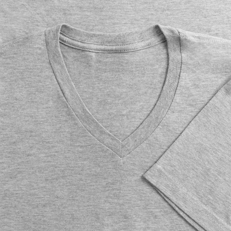 Camiseta de mujer con cuello de pico