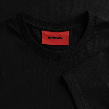 Organic Fitted T-skjorte produsert i EU