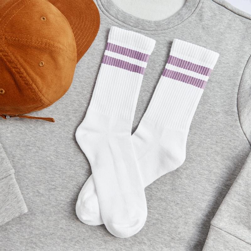 Gestreifte Tennissocken