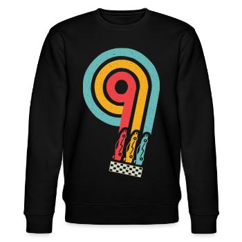9. Geburtstag Rennwagen 9 Jahre alt Rennauto - Stanley/Stella Unisex Bio-Sweatshirt CHANGER  - Schwarz - Vorne - Nik (191cm) & Marisol (170cm)