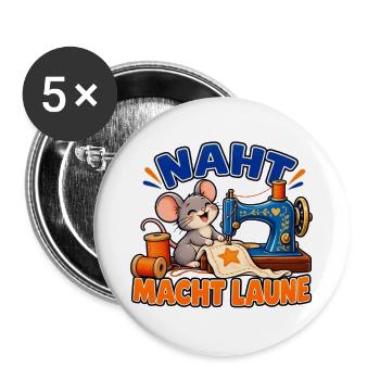 Naht macht Laune – Maus an der Nähmaschine - Buttons groß 56 mm (5er Pack) - Weiß - Vorne