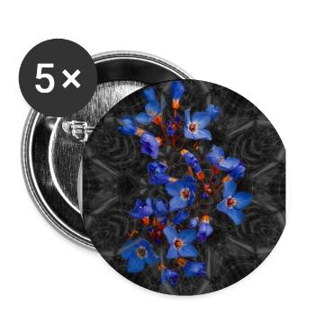 Blaue Blüten im schwarz grauem Hintergrund - Buttons groß 56 mm (5er Pack) - Weiß - Vorne