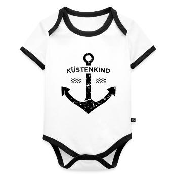Küstenkind Heimat Ostsee Nordsee Geschenkidee - Baby Bio-Kurzarm-Kontrastbody - Weiß/Schwarz  - Vorne