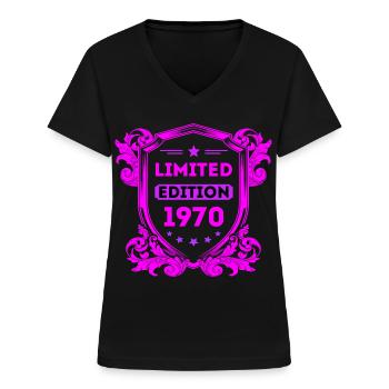1970 - Frauen-T-Shirt mit V-Ausschnitt - Schwarz - Vorne - Lela (165cm)