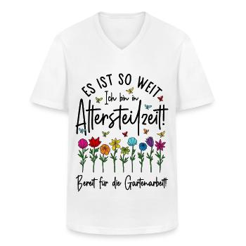 Altersteilzeit - Bereit für die Gartenarbeit  - Männer-T-Shirt mit V-Ausschnitt - Weiß - Vorne - AI Model Male 185 light (185cm)