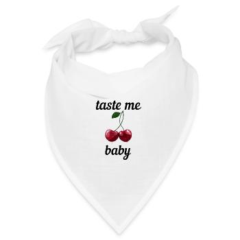 Taste me Baby - Rote Kirschen Spruch - Bandana Dreieckstuch - Weiß - Vorne