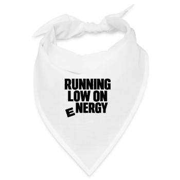 Energie geht zur Neige – lustiger fallender Brief - Bandana Dreieckstuch - Weiß - Vorne