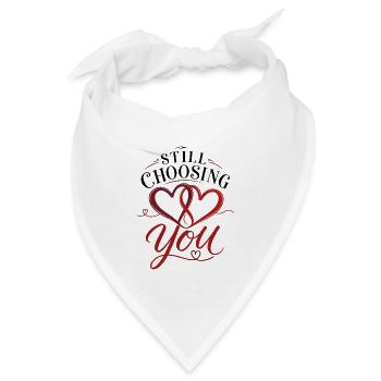 Liebe, die sich wie Zuhause anfühlt – Romantisches Herzdesign - Bandana Dreieckstuch - Weiß - Vorne