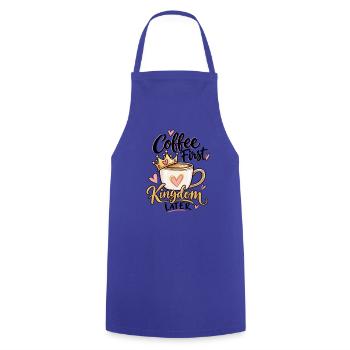 Coffee First Kingdom Later – Princess Kaffee - Kochschürze - Royalblau - Vorne - AI Model Male 185 dark (185cm)