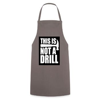 Das ist kein Drill-Bold-Grafik-Tee - Kochschürze - Grau - Vorne - AI Model Male 185 dark (185cm)