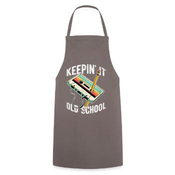 Keepin It Old School Retro-kassettenband - Kochschürze - Grau - Vorne - AI Model Male 185 dark (185cm)