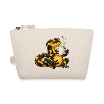 Salamander genießt einen Matcha Latte - Bio-Täschchen - Natur - Vorne