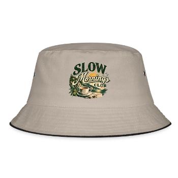 Slow Mornings Club – Vintage Coffee & Lifestyle - Bucket Hat - Khaki/Schwarz - Vorne