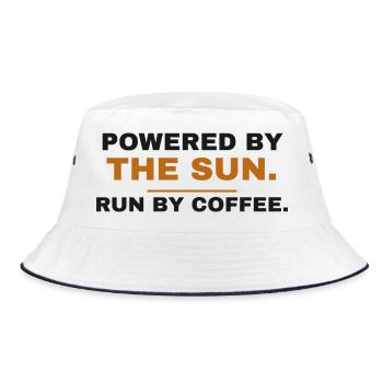 Angetrieben von der Sonne Betrieben von Kaffee - Bucket Hat - Weiß/Navy - Vorne
