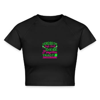 Vergiss Die High Heels Prinzessin Trägt Gummistief - Cropped Frauen Organic T-Shirt - Schwarz - Vorne - AI Model Female 172 light (172cm)