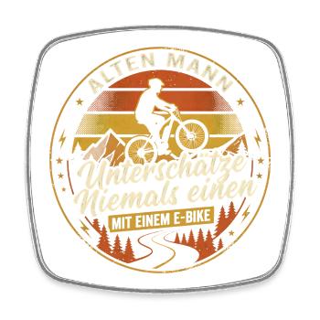 E-Bike Alter Mann Niemals Unterschätzen Retro - Viereckiger Kühlschrankmagnet - Weiß - Vorne