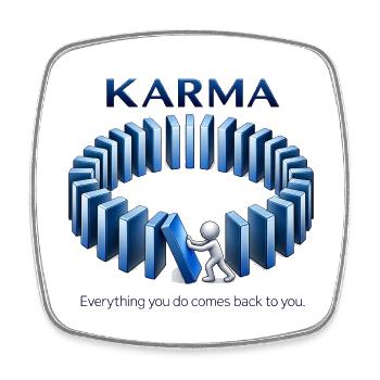 Karma Spruch Domino Effekt Alles kommt zurück - Viereckiger Kühlschrankmagnet - Weiß - Vorne