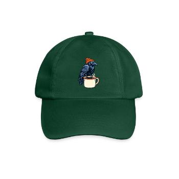 Rabe mit Mütze über Kaffeebecher - Baseballkappe - Flaschengrün - Vorne