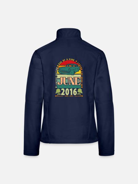 Geburtstagsgeschenk Juni 2016. Juni 2016 Juni 2016 - Frauen Softshelljacke - Navy - Hinten