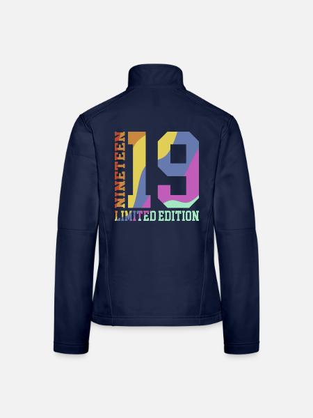 19. Geburtstag Geschenkidee - Frauen Softshelljacke - Navy - Hinten