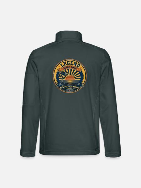 Legende Seit 2026 – Offiziell Ruhestand - Unisex Softshelljacke - Dunkelgrau - Hinten