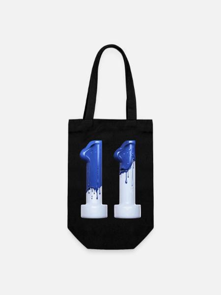 NR. 11 NUMMER 11 BLAU WEIß 11. GEBURTSTAG - Geschenkbeutel für Flaschen - Schwarz