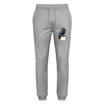 Rabe mit Mütze über Kaffeebecher - Stanley/Stella Unisex Bio Jogginghose Mover  - Grau meliert - Vorne - Marisol (170cm) & Nik (191cm)
