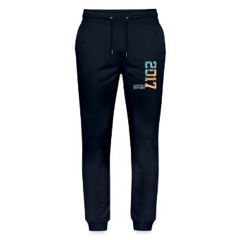 9. GEBURTSTAG LIMITED EDITION 2017 - Stanley/Stella Unisex Bio Jogginghose Mover  - Navy - Vorne - Marisol (170cm) & Nik (191cm)